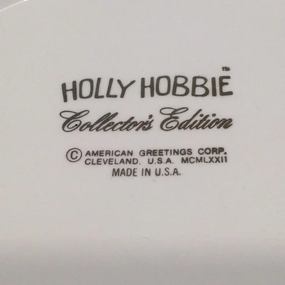 Holly Hobbie Collectors Edition Made in U.S.A. Large Ceramic Plate - Picture 4 of 4